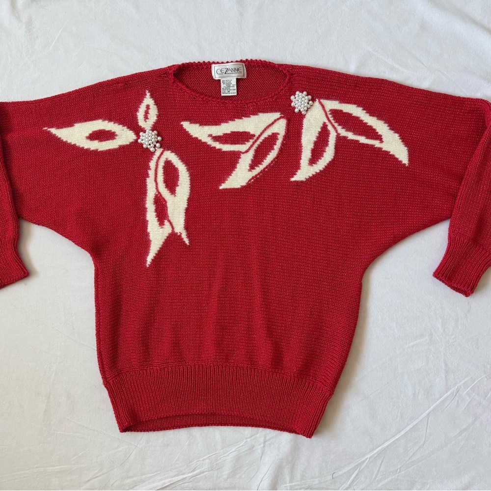 Vintage Cezanne Knitwear Sweater with Floral Design and Pearl Embellishments